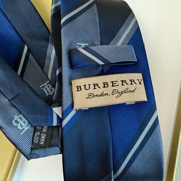 Men's Burberry Tie - Picture 5 of 5